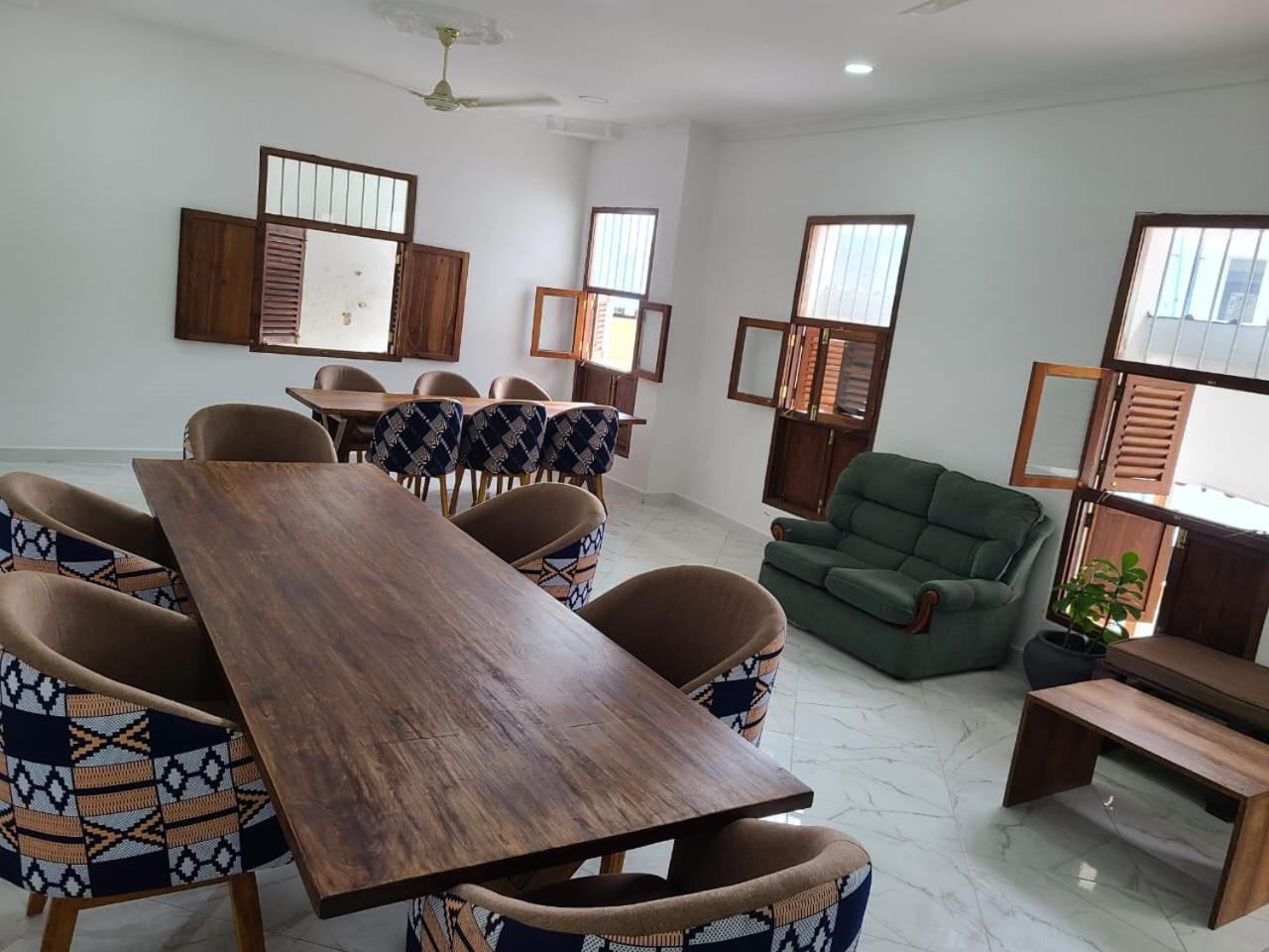Cube Place Aparthotel Sansibar
