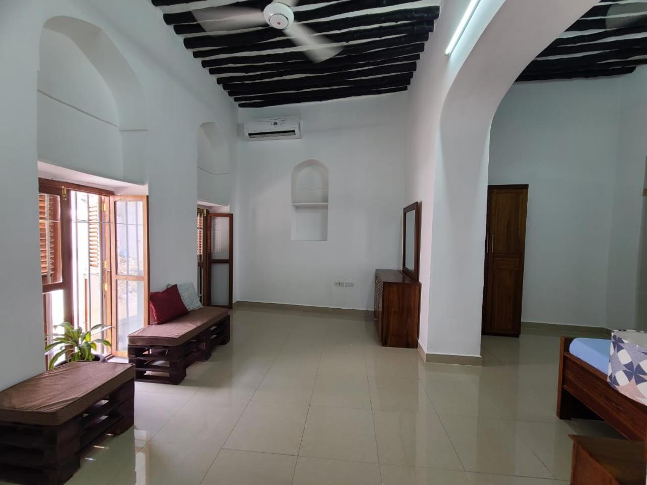 Cube Place * Zanzibar
